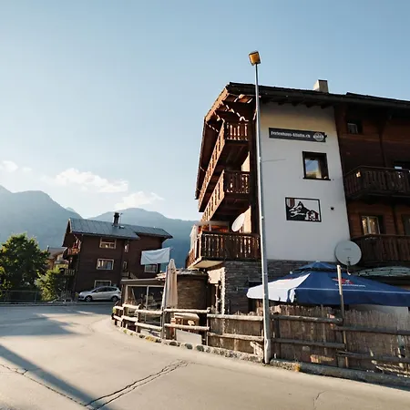 Allalin Διαμέρισμα Grächen